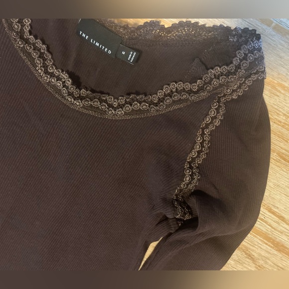 The Limited Lace Trim Shirt - Picture 4 of 6